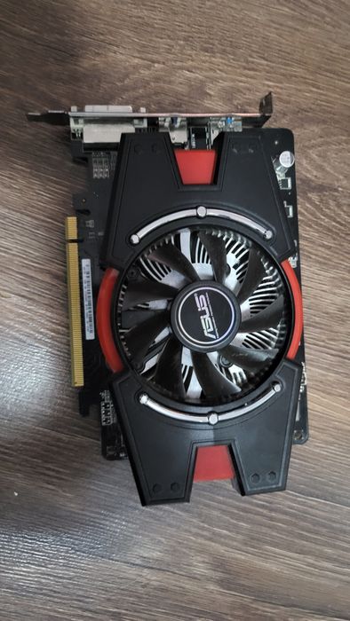 Vând placa vido asus si rami ddr3