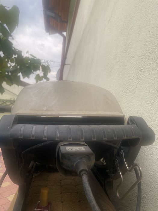 Gratar electric  weber Q140