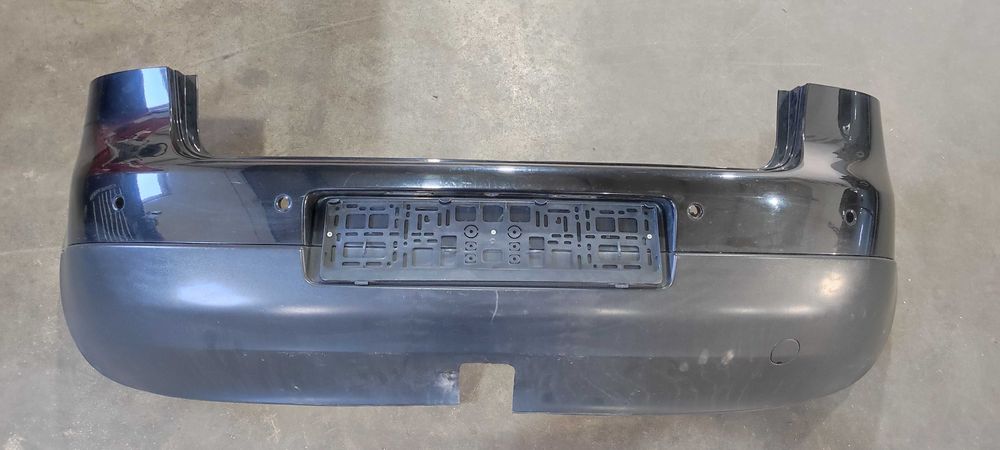 Bara spate Volkswagen vw golf 5 hachback neagra LC9X