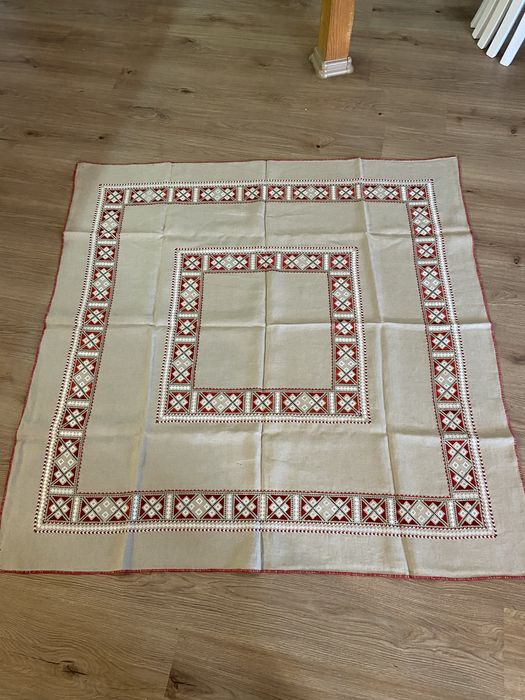 Портет,ретро камера,сахнчета,порцелан, везани покривки,кош за мотор.