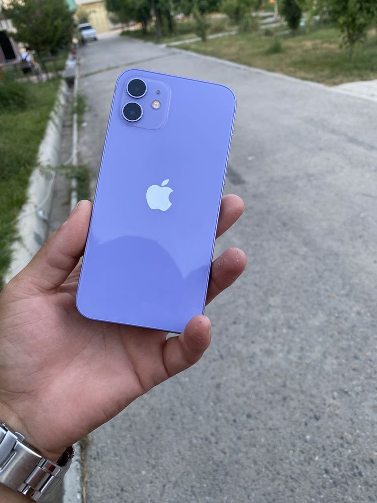 iphone 12   128.  80%