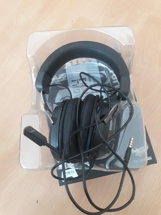 Vând căști Asus Tuf Gaming H3