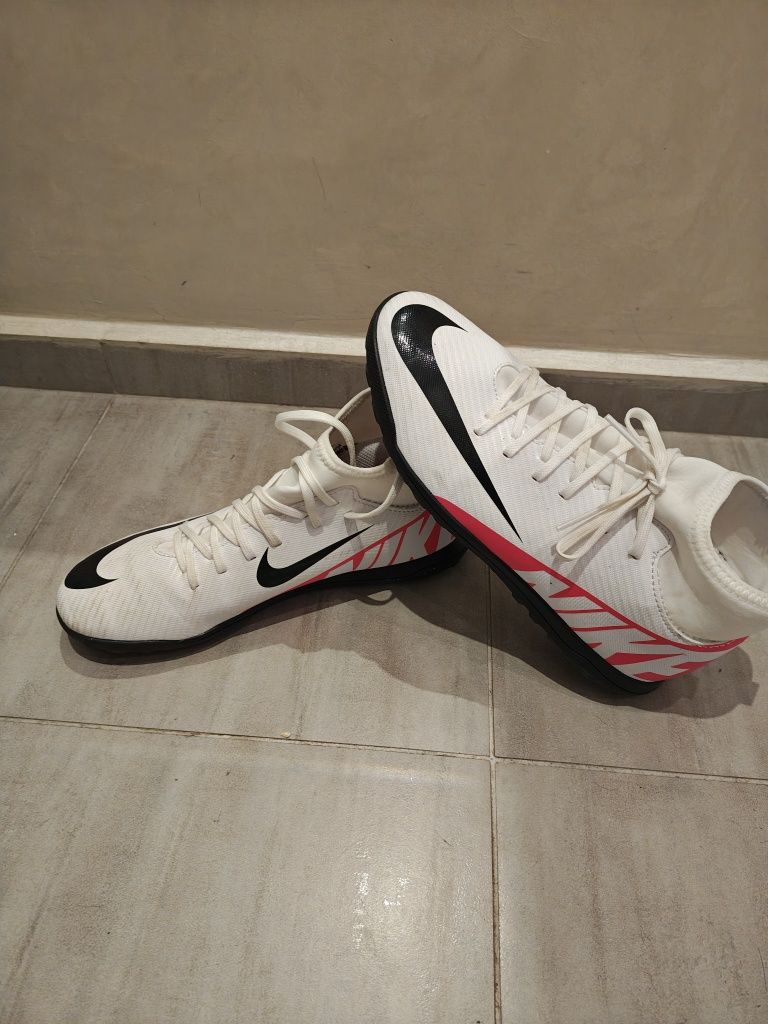 Детски оригинални бутонки NIKE