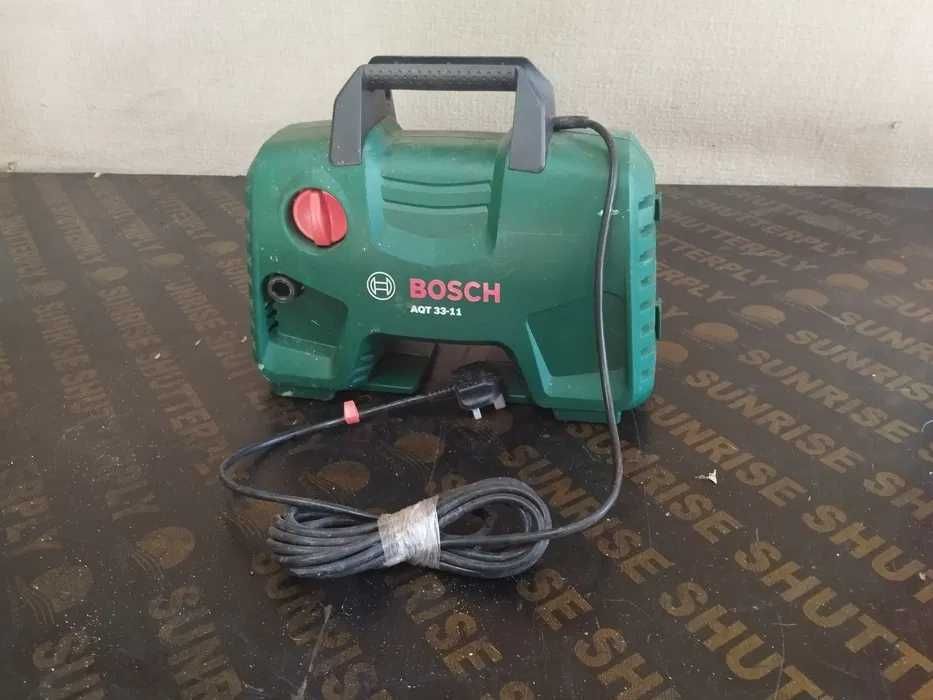 Водоструйка BOSCH чисто нова без маркуч и пистолет