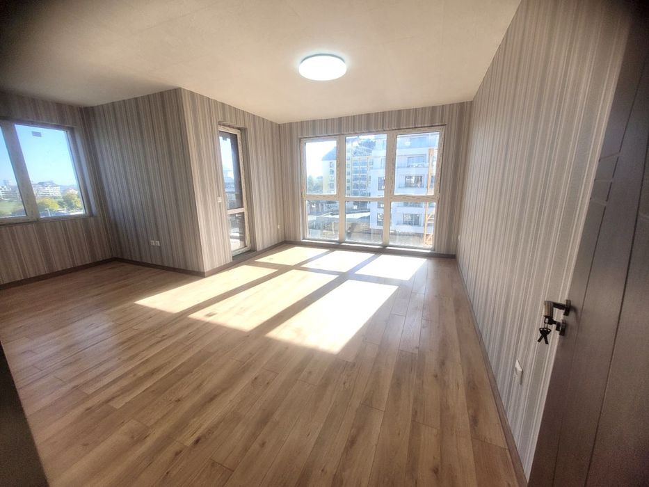 Тристаен апартамент под наем в Овча Купел, София