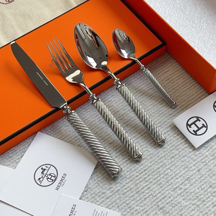 Тип Hermes Прибори