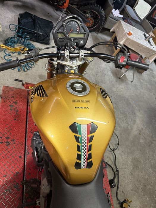 Honda Hornet dezmembrez