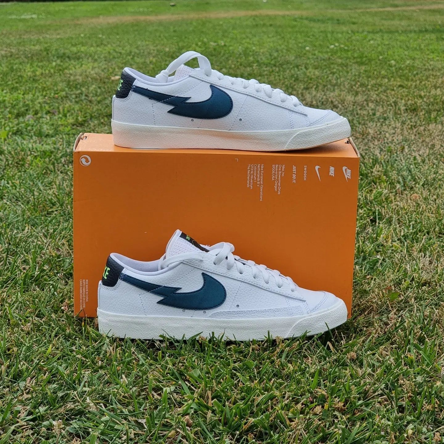 Nike Blazer low Glow