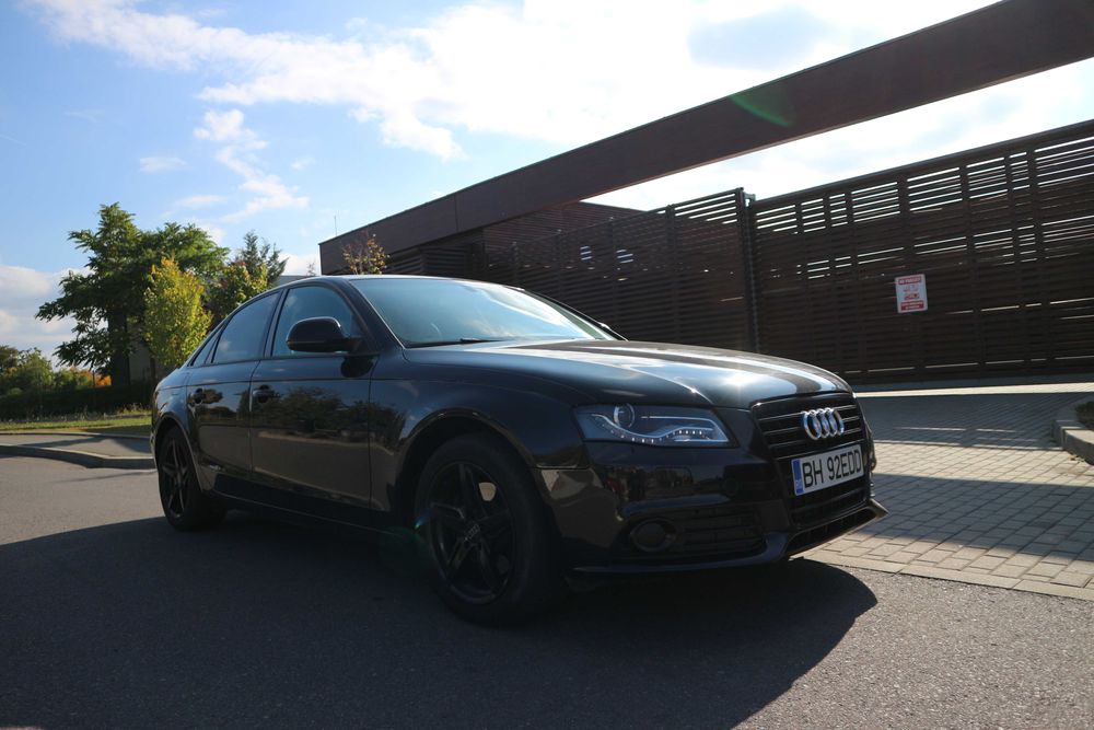 Audi A4 B8 - 1.8 TFSI 160cp - Multitronic 8+1 - Bi-Xenon - CarPlay