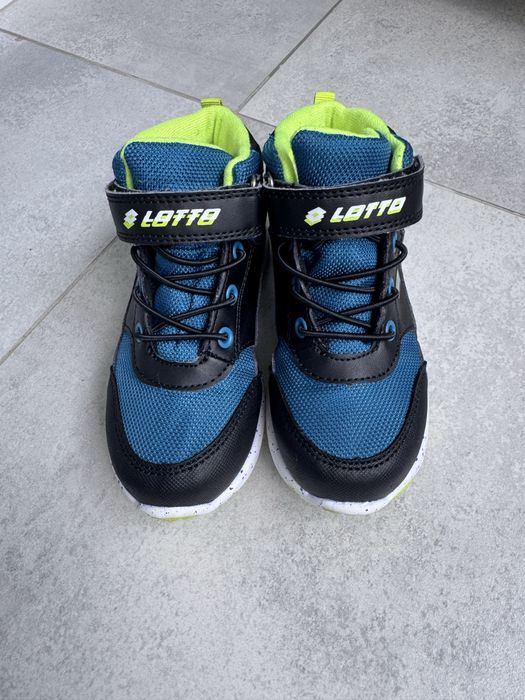 Adidasi/Ghete toamna sport, Lotto, M 26