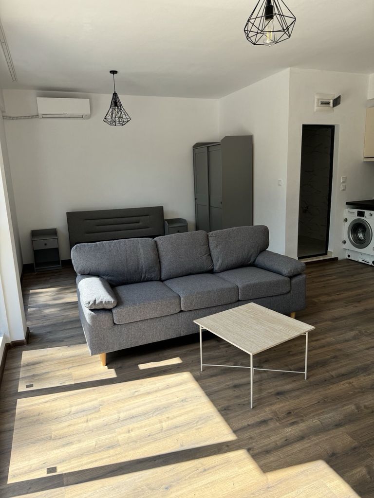 Дава се под наем Едностаен апартамент в Асеновград - 48 кв.м за 229.5 € - Снимка #3