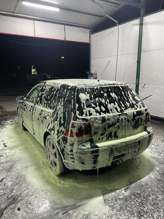 Vand golf 4 1.6 benzina