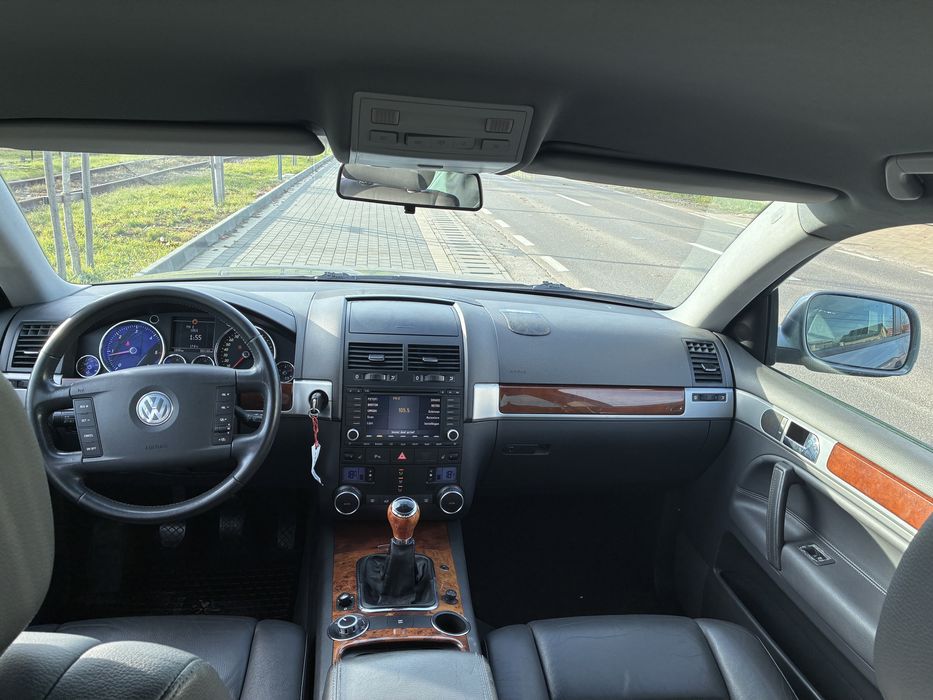 Volkswagen touareg full option