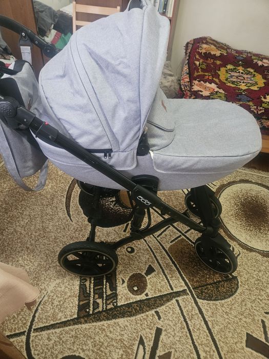 Комбинирана бебешка количка