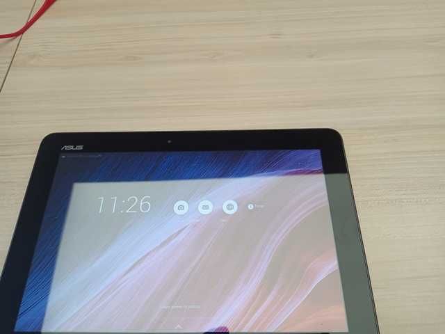 Продавам Таблет Asus Transformer T100