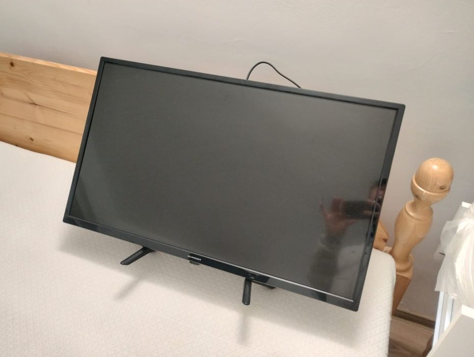 Televizor NEI 80cm