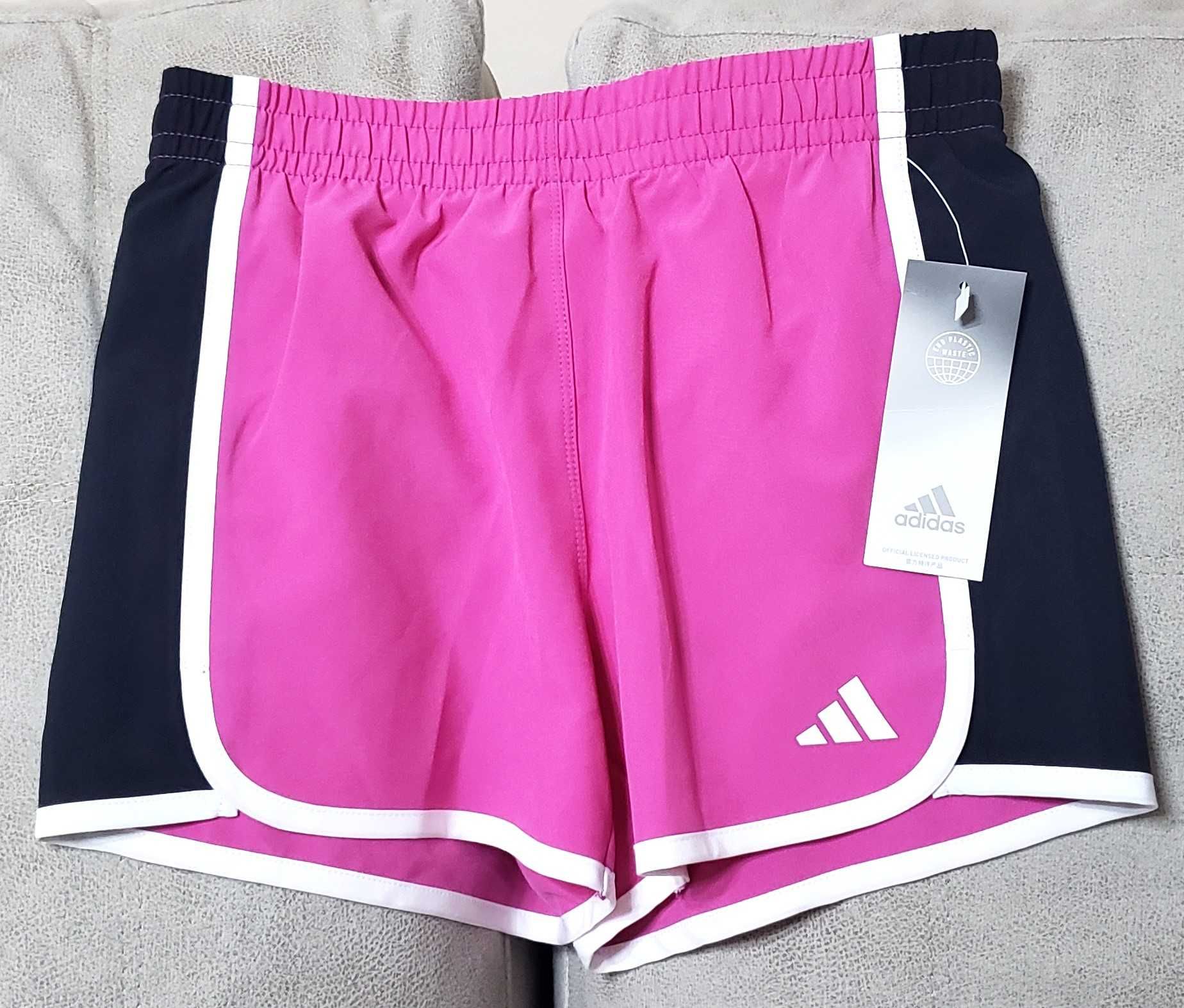 Нови детски шорти ADIDAS за момиченце на 10-12 год.