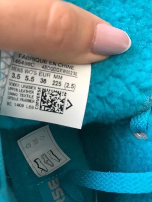 НОВИ Converse 35,36 естествен велур