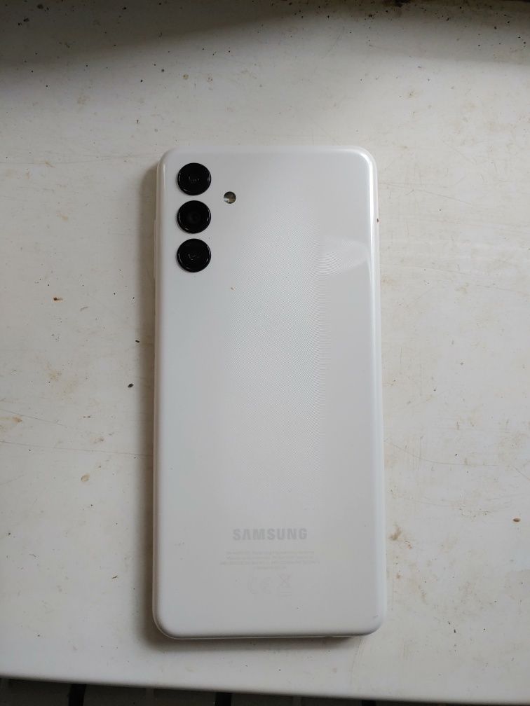 Samsung A04s.   4/ 64