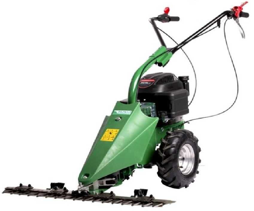 Inchiriez scule:motocoasa,tractoras,scarificator,tocator crengi,drujba