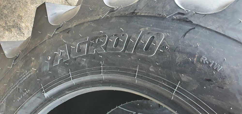 420/85R24 radiale pentru tractoare cu incarcator frontal 16.9-24 DWYZ