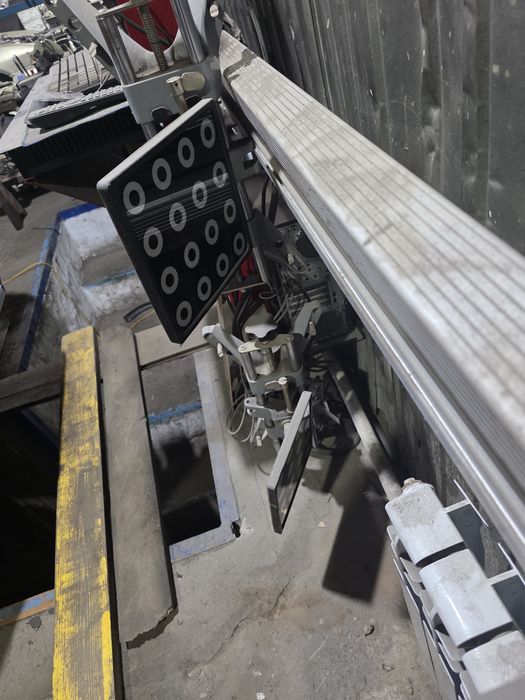 Продам 3д развал оборудование исправно работает