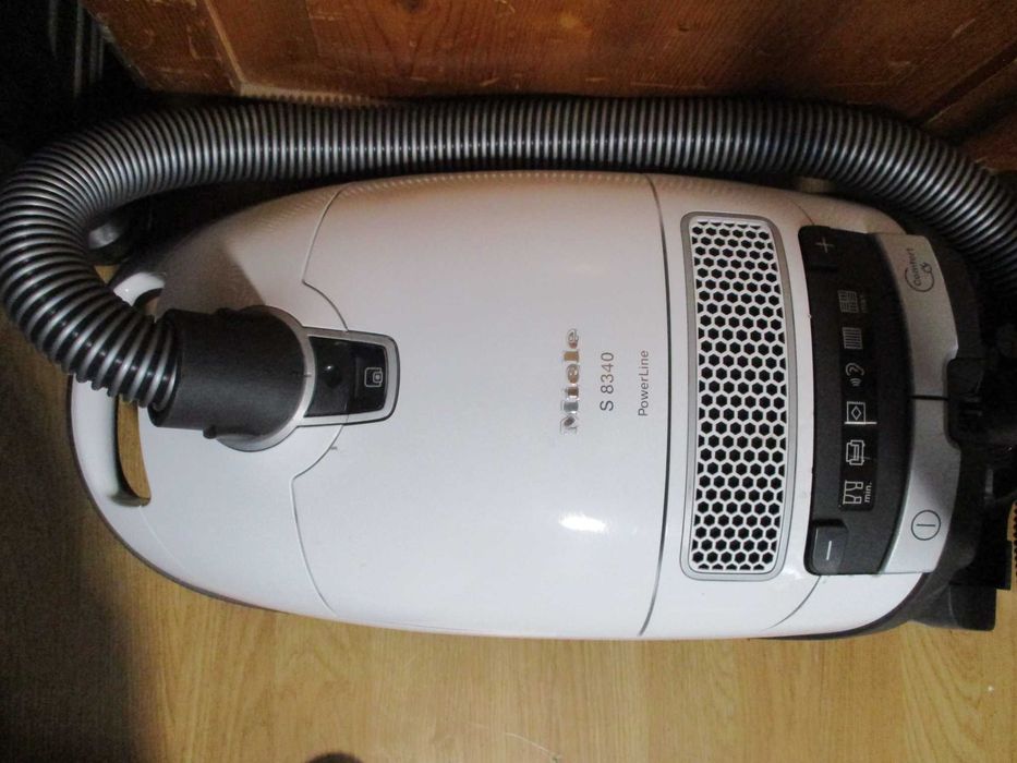 aspirator miele S 8340