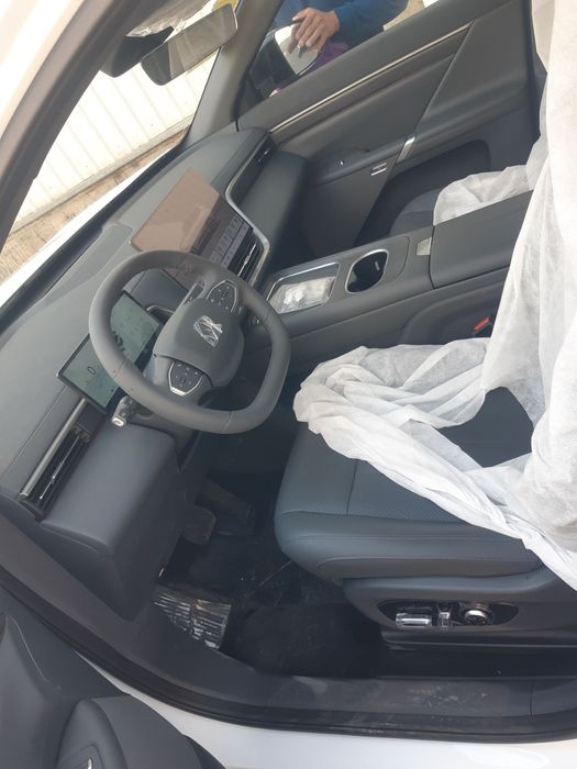 Dongfeng Eπ 008 рестайлинг модель.
