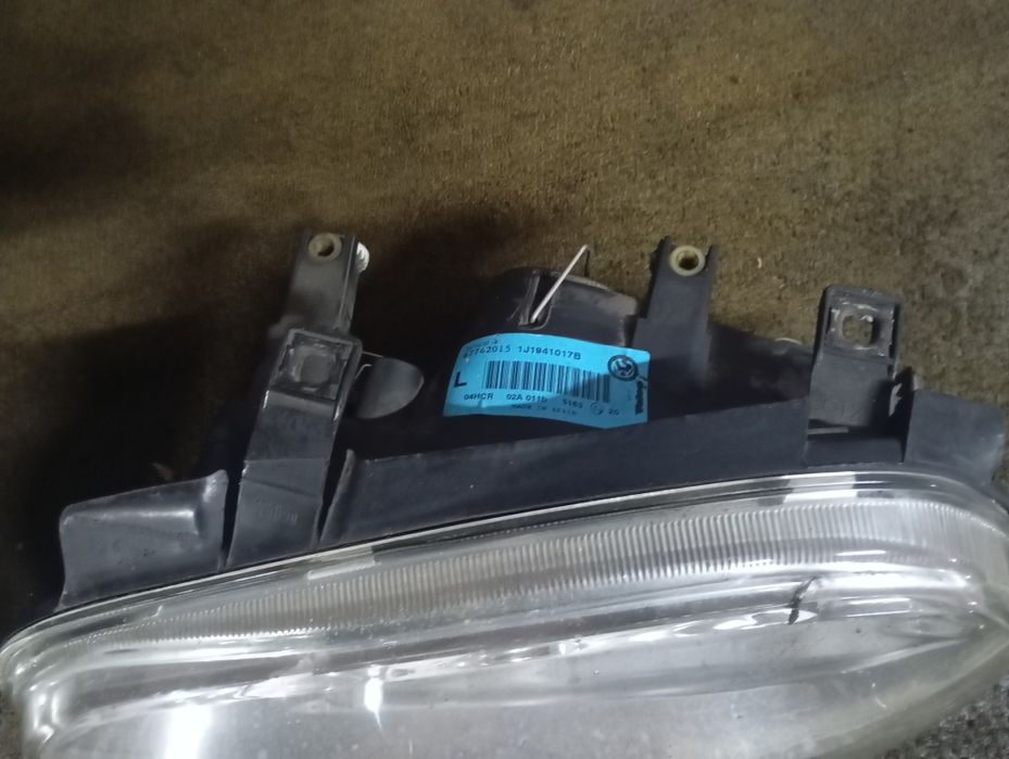 Фарове VW Golf 4