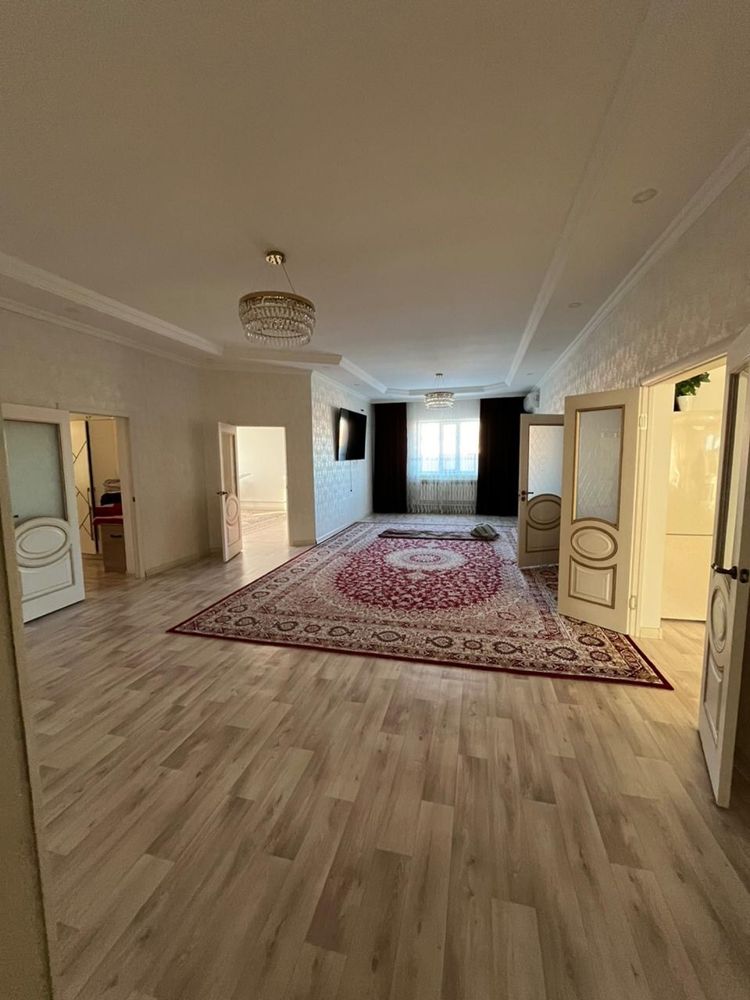 Продаются дом Адрес 4а мкр 19а дом :
