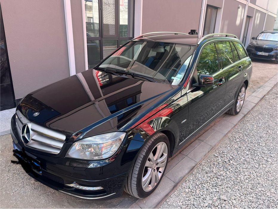 Продаю Mercedes C 250отличное состояние