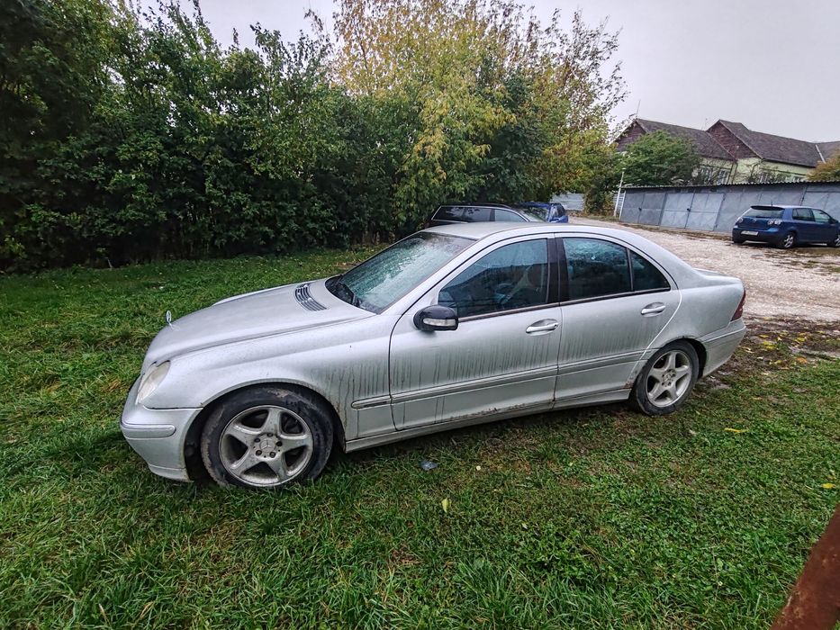 Mercedes c200/w203