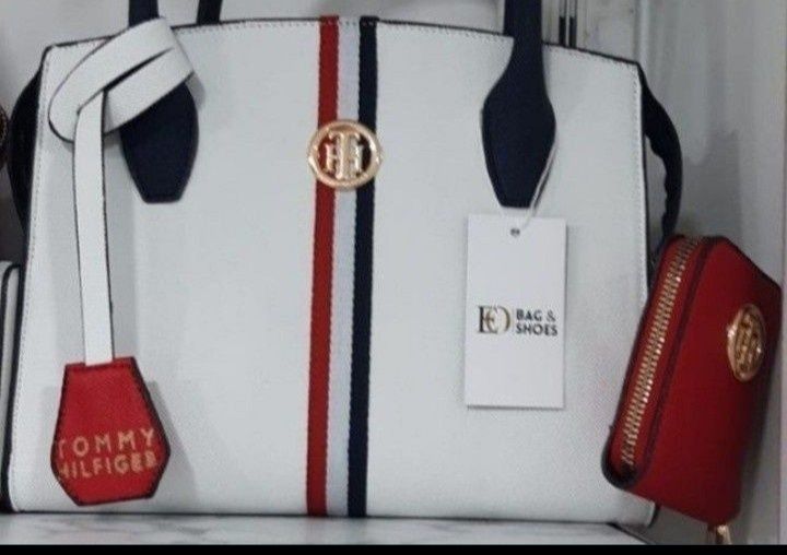 Set Tommy Hilfiger,geanta +portofel, saculet, etichetă