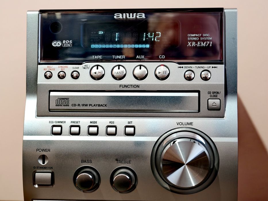 Aiwa XR-EM71. Sistem audio bijuterie. Impecabil. Preț fix !