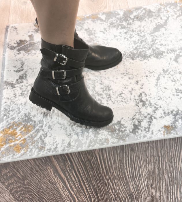 Ghete piele marimea 36