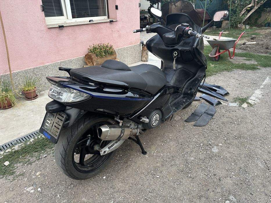 Yamaha T-max 500