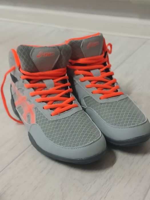 борцовки от asics