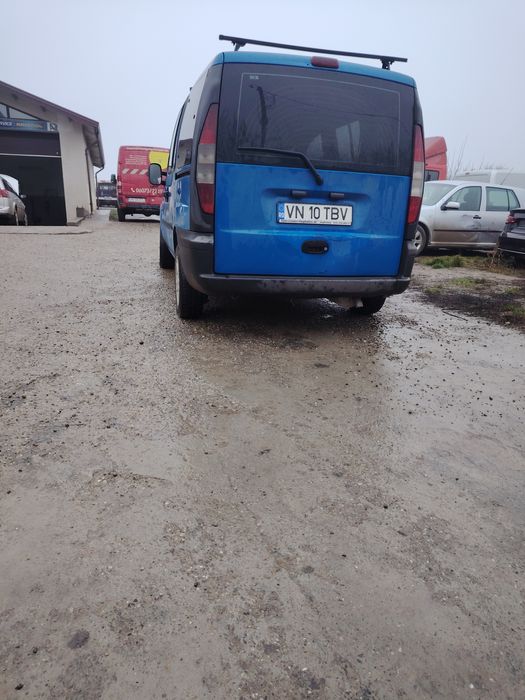 Vând Fiat Doblo 1900