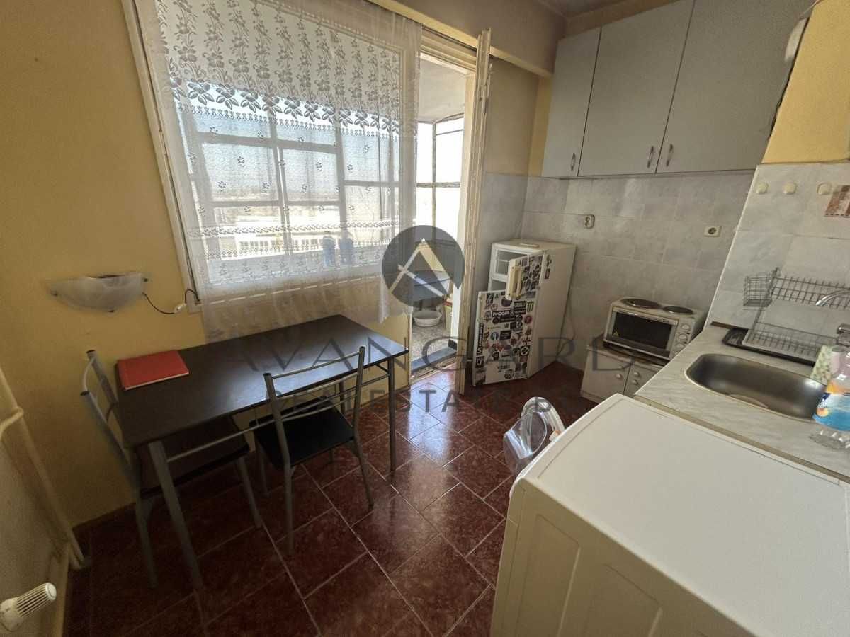 Дава се под наем Двустаен апартамент в Пловдив, Кършияка - 60 кв.м за 281 € - Снимка #5