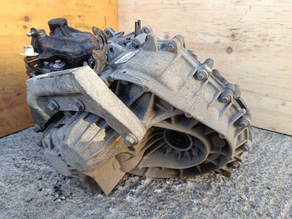 cutie viteze manuala 6 trepte V60 S60 2.0D3 2012 1285017  BG9R 7002 KA