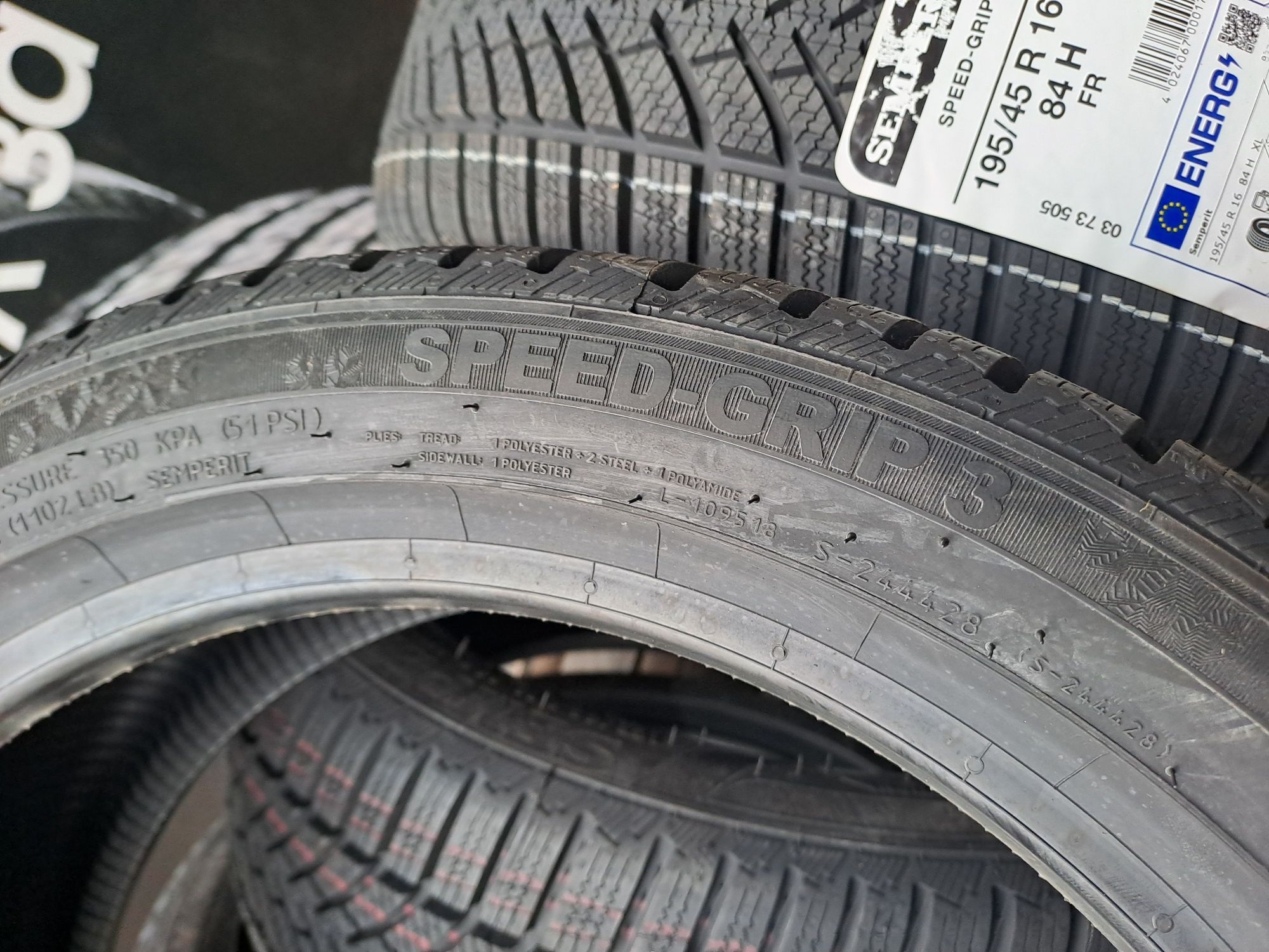 Нови 195/45/16 Semperit Speed-Grip 3 DOT 4023