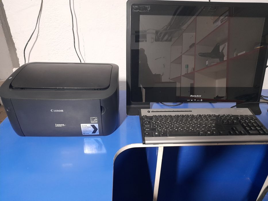Срочно продам комплект компьютер принтер