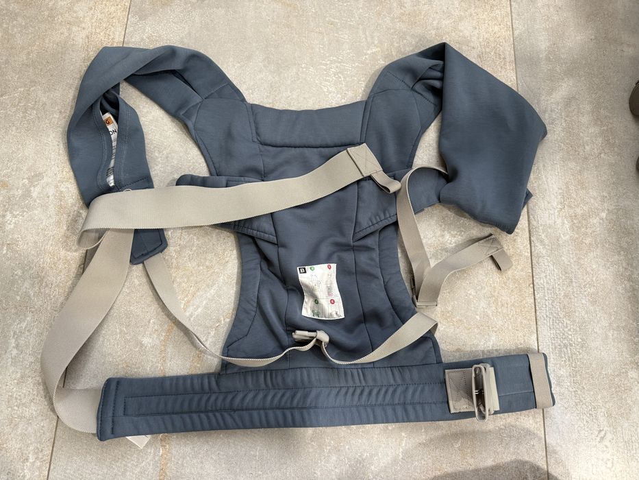 Две раници Ergobaby Embrace