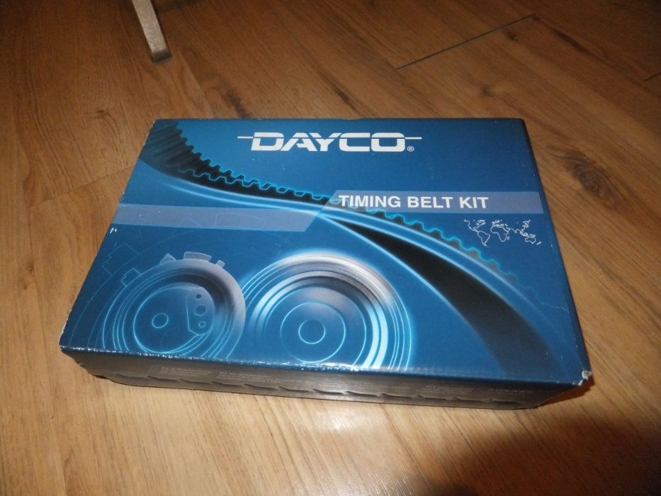 DAYCO KTB316  комплект ангренажен ремък за RENAULT и VOLVO