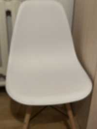 белые стулья новые