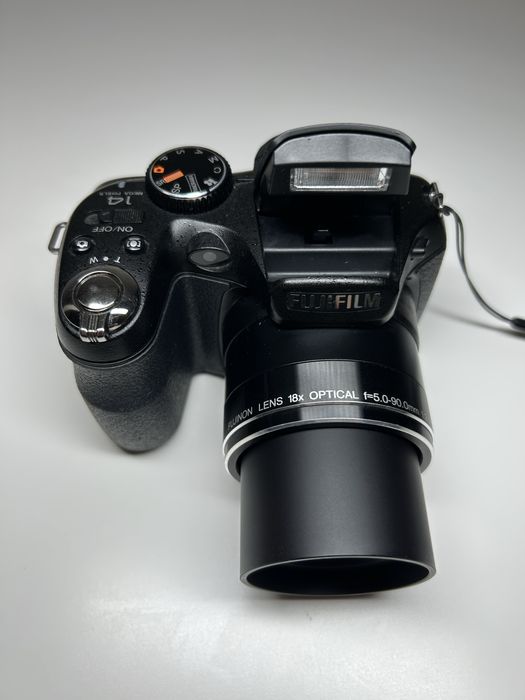 Fujifilm FinePix S2950