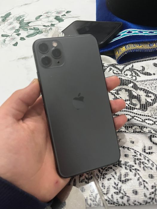 Срочно Iphone 11 pro max