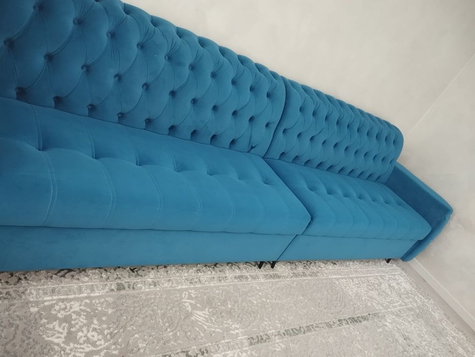 Продаётся стильный диван (честер-Chesterfield)