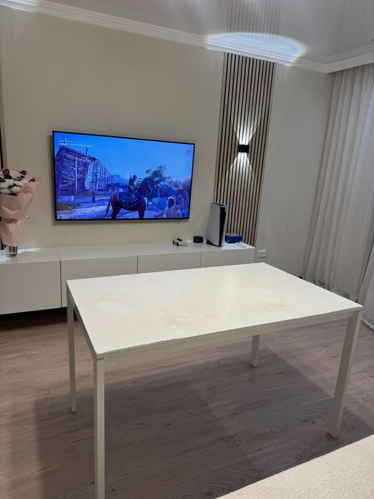 Продам кухонный Стол от фирмы Икеа