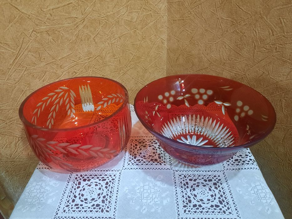 Винтажные вазы-фруктовницы, накладной, рубиновый хрусталь. В отличном